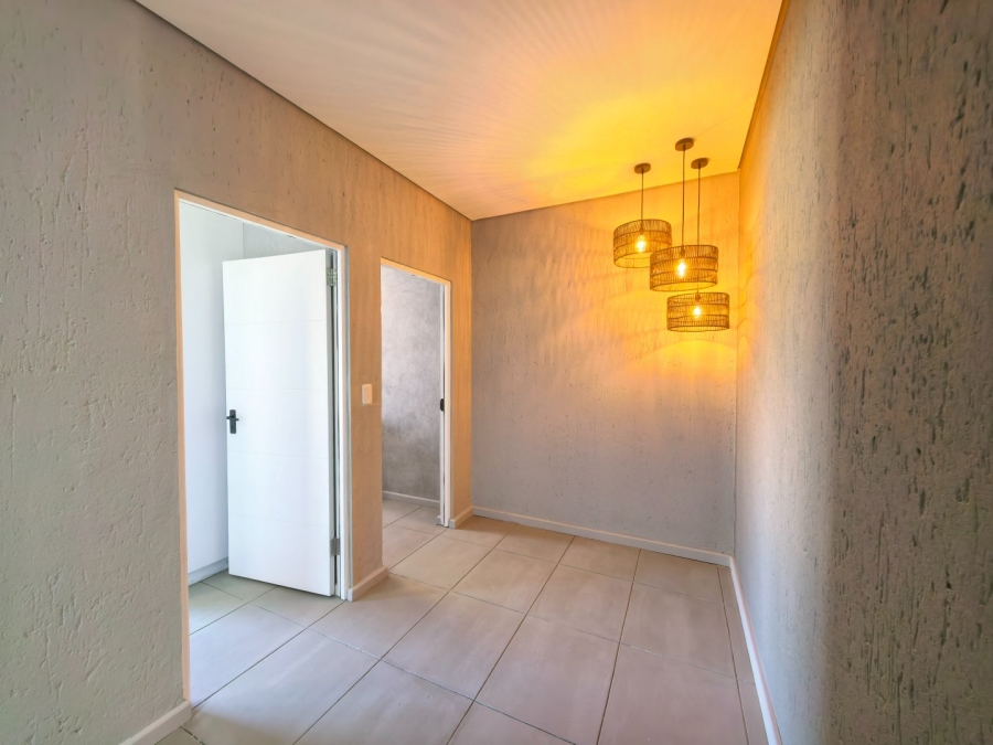 4 Bedroom Property for Sale in Cherry Creek Country Estate Western Cape